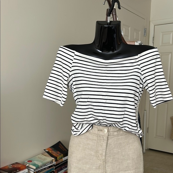 Striped Black and White Women's Top - Picture 1 of 7